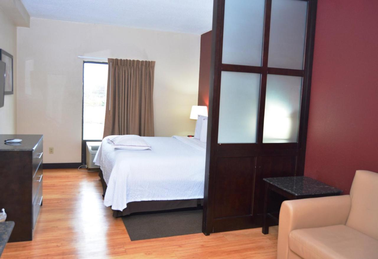 Red Roof Inn Plus+ & Suites Chattanooga - Downtown Екстер'єр фото