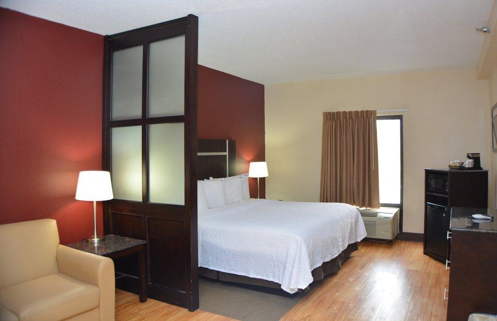 Red Roof Inn Plus+ & Suites Chattanooga - Downtown Екстер'єр фото