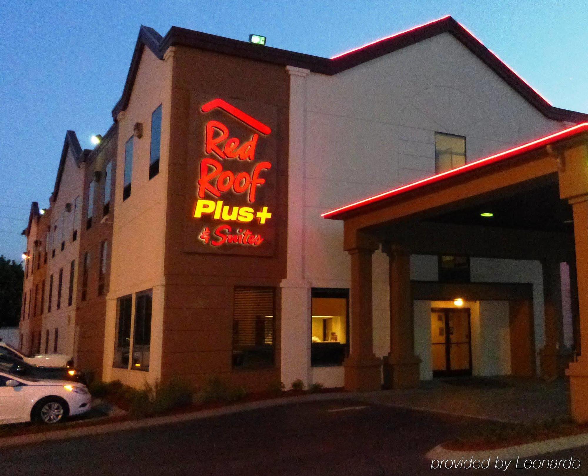 Red Roof Inn Plus+ & Suites Chattanooga - Downtown Екстер'єр фото